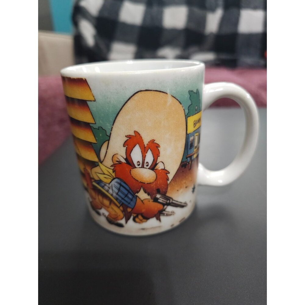 Looney Tunes Sun Signs 1994 Yosemite Sam Vintage Mug Leo Sam with his shooters